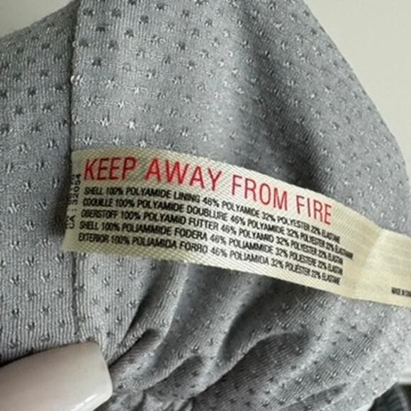 Free People Movement Reflective Shorts Sz M Silver Now You See Me Running - Picture 8 of 8